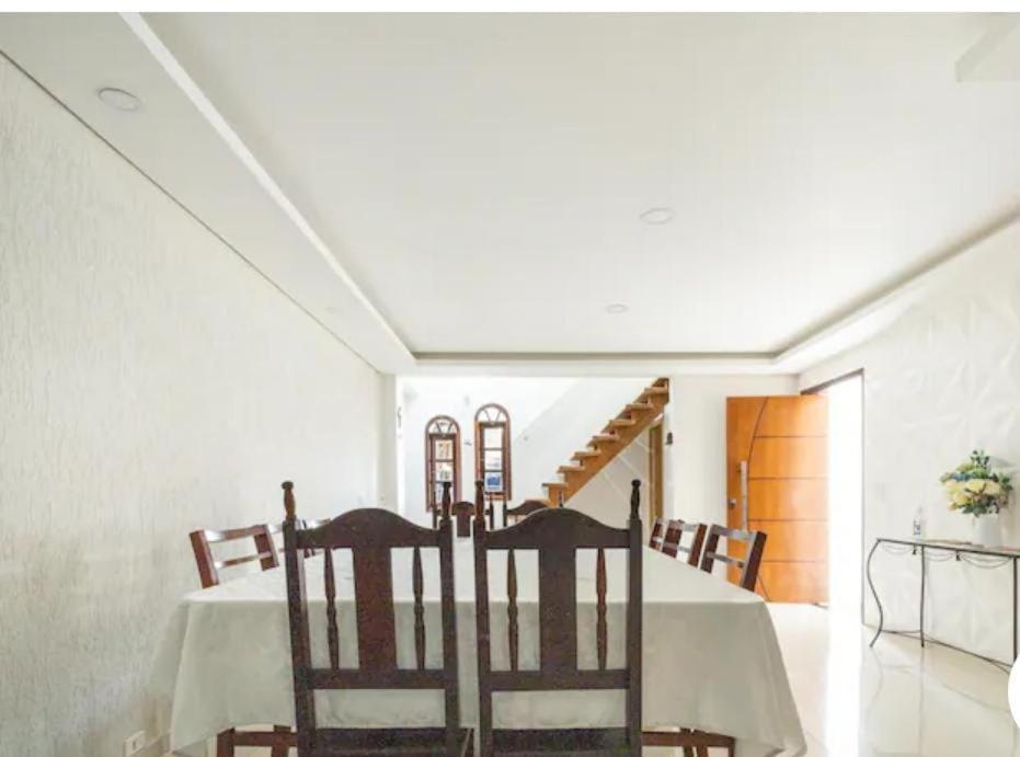 Quarto Em Casa Da Familia Anton São José dos Pinhais Eksteriør bilde